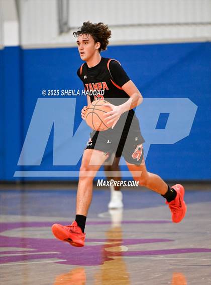 Thumbnail 1 in Countryside vs Skills Center Elite. (Hoopvibe - Preseason) photogallery.