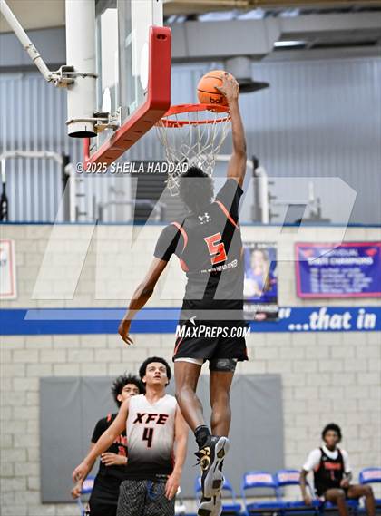 Thumbnail 1 in Countryside vs Skills Center Elite. (Hoopvibe - Preseason) photogallery.