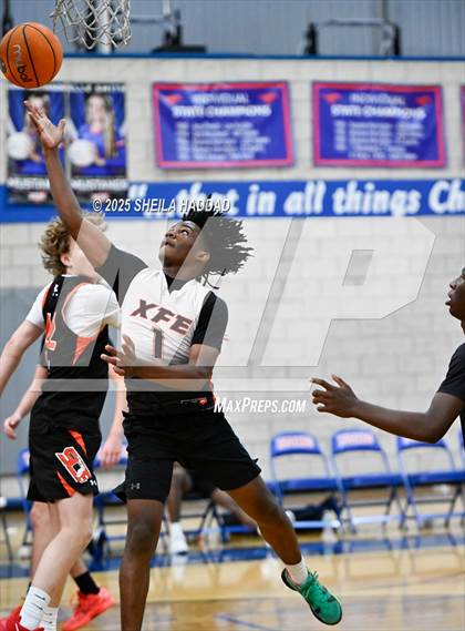 Thumbnail 1 in Countryside vs Skills Center Elite. (Hoopvibe - Preseason) photogallery.