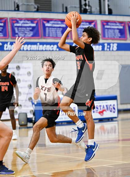 Thumbnail 1 in Countryside vs Skills Center Elite. (Hoopvibe - Preseason) photogallery.