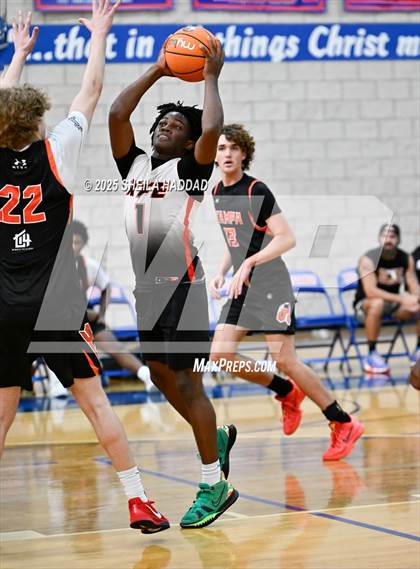 Thumbnail 3 in Countryside vs Skills Center Elite. (Hoopvibe - Preseason) photogallery.