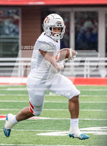 Thumbnail 2 in Lehi vs. Timpview (UHSAA 5A Final) photogallery.