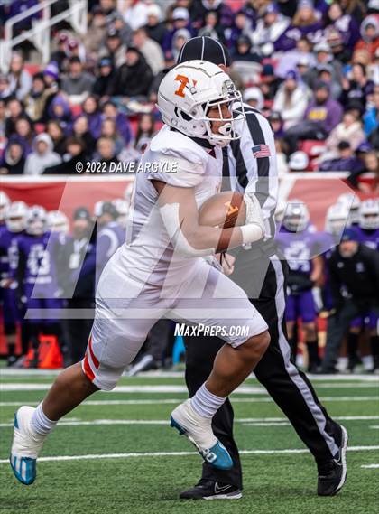 Thumbnail 2 in Lehi vs. Timpview (UHSAA 5A Final) photogallery.