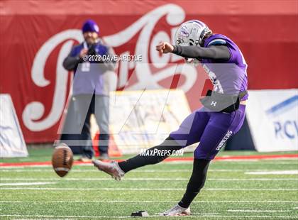 Thumbnail 1 in Lehi vs. Timpview (UHSAA 5A Final) photogallery.