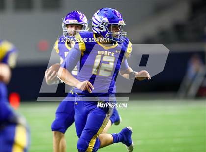 Thumbnail 3 in Pottsboro vs. Brock (UIL 3A D1 Semifinal) photogallery.
