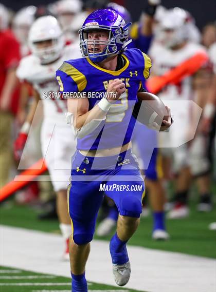 Thumbnail 1 in Pottsboro vs. Brock (UIL 3A D1 Semifinal) photogallery.