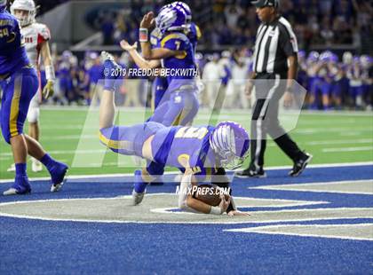 Thumbnail 3 in Pottsboro vs. Brock (UIL 3A D1 Semifinal) photogallery.