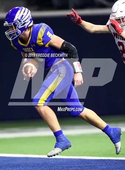 Thumbnail 1 in Pottsboro vs. Brock (UIL 3A D1 Semifinal) photogallery.