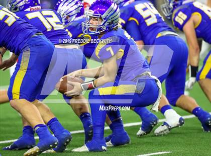 Thumbnail 3 in Pottsboro vs. Brock (UIL 3A D1 Semifinal) photogallery.