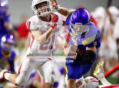 Thumbnail 2 in Pottsboro vs. Brock (UIL 3A D1 Semifinal) photogallery.