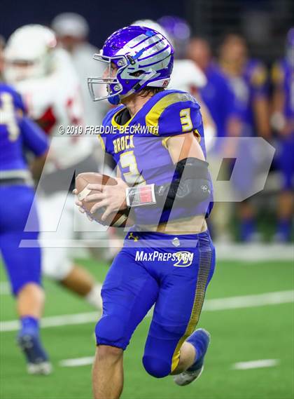 Thumbnail 1 in Pottsboro vs. Brock (UIL 3A D1 Semifinal) photogallery.