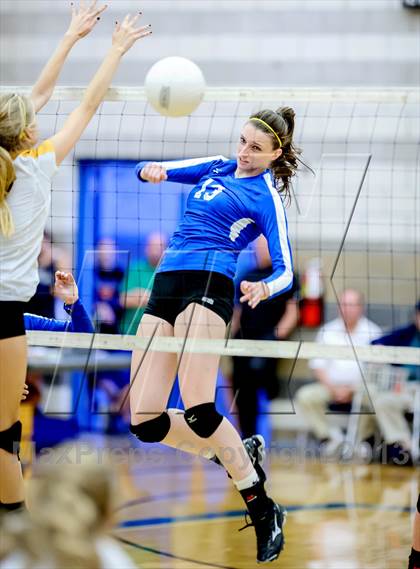 Thumbnail 3 in Del Oro @ Rocklin photogallery.