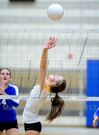 Thumbnail 2 in Del Oro @ Rocklin photogallery.