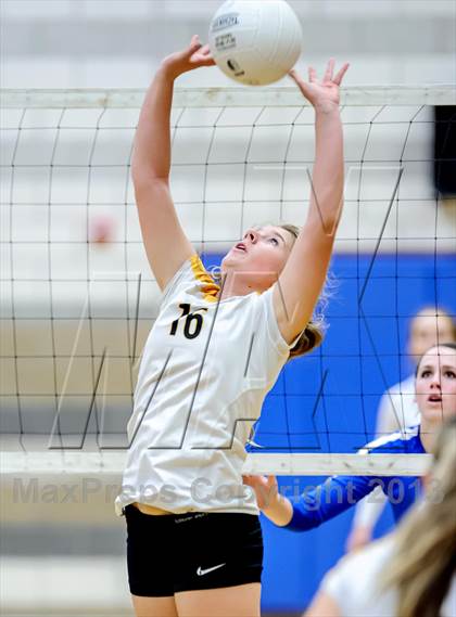 Thumbnail 2 in Del Oro @ Rocklin photogallery.