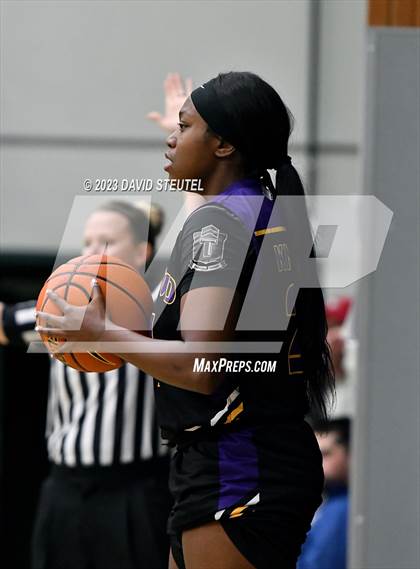 Thumbnail 2 in Lynwood vs. St. Mary's (St. Mary's Stockton MLK Showcase) photogallery.