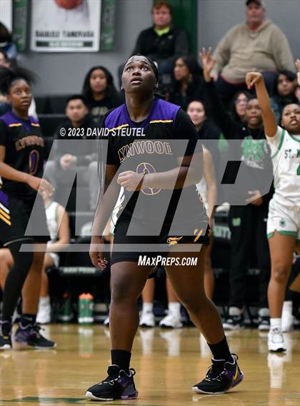 Thumbnail 2 in Lynwood vs. St. Mary's (St. Mary's Stockton MLK Showcase) photogallery.