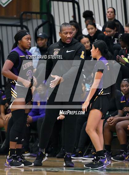 Thumbnail 2 in Lynwood vs. St. Mary's (St. Mary's Stockton MLK Showcase) photogallery.