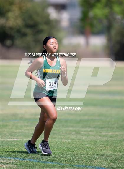 Thumbnail 1 in FR: Moorpark Invitational (Freshman) photogallery.