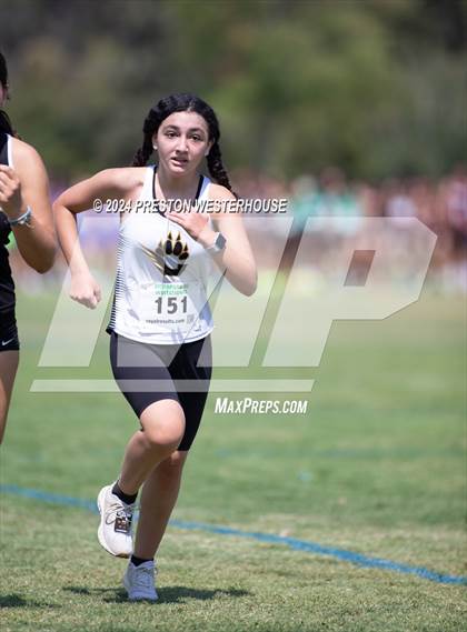 Thumbnail 1 in FR: Moorpark Invitational (Freshman) photogallery.