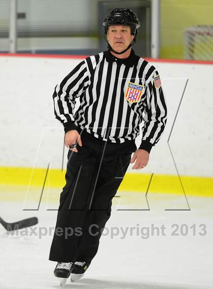 Thumbnail 3 in Warde/Ludlowe vs. St. Joseph (FCIAC Quarterfinal) photogallery.