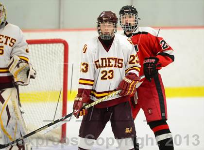 Thumbnail 3 in Warde/Ludlowe vs. St. Joseph (FCIAC Quarterfinal) photogallery.