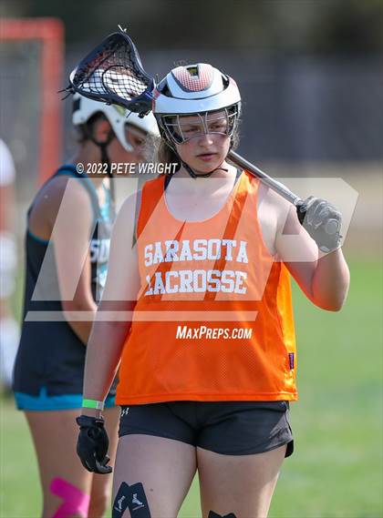 Thumbnail 3 in Sarasota vs Sunlake photogallery.