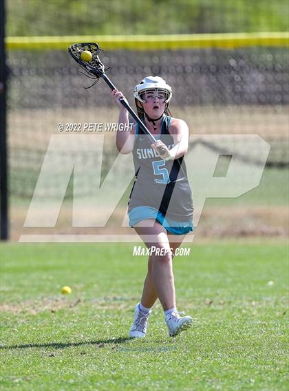 Thumbnail 2 in Sarasota vs Sunlake photogallery.