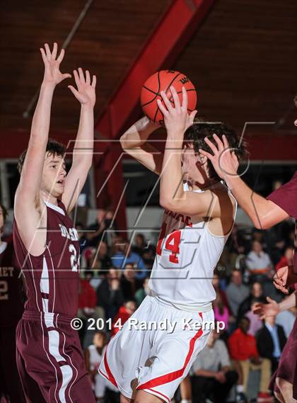 Thumbnail 2 in DeSmet Jesuit @ Chaminade photogallery.