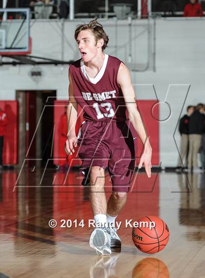 Thumbnail 1 in DeSmet Jesuit @ Chaminade photogallery.