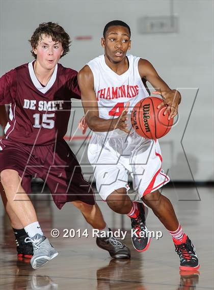 Thumbnail 1 in DeSmet Jesuit @ Chaminade photogallery.