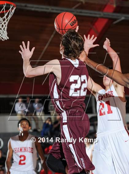 Thumbnail 2 in DeSmet Jesuit @ Chaminade photogallery.