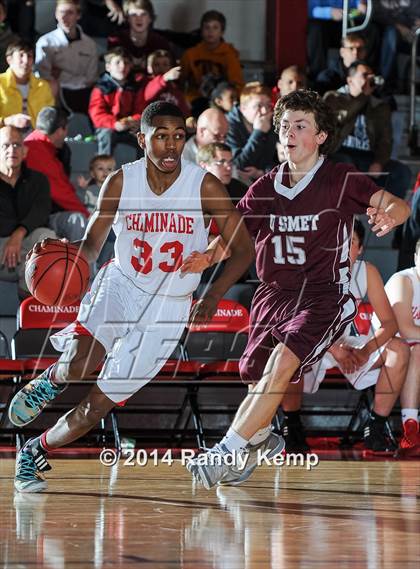 Thumbnail 1 in DeSmet Jesuit @ Chaminade photogallery.