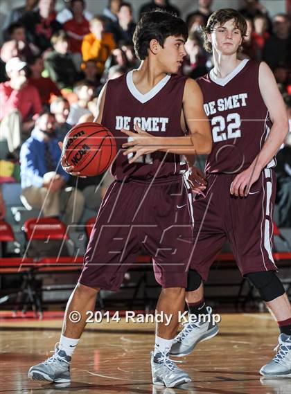 Thumbnail 2 in DeSmet Jesuit @ Chaminade photogallery.