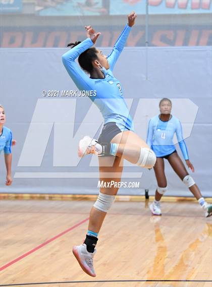 Thumbnail 2 in Marymount vs. Cornerstone Christian (Nike Tournament of Champions) photogallery.