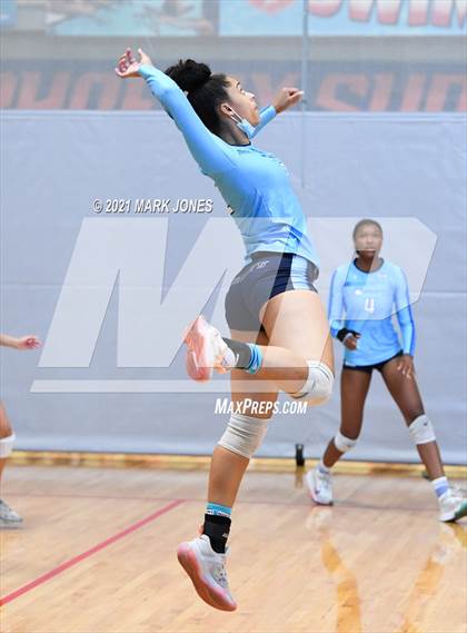 Thumbnail 3 in Marymount vs. Cornerstone Christian (Nike Tournament of Champions) photogallery.