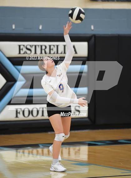 Thumbnail 3 in Estrella Foothills vs. Buckeye photogallery.