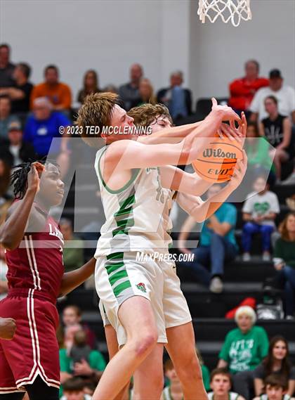 Thumbnail 2 in Valley Springs vs. Lakeside (AAA 3A State Playoff first round) photogallery.