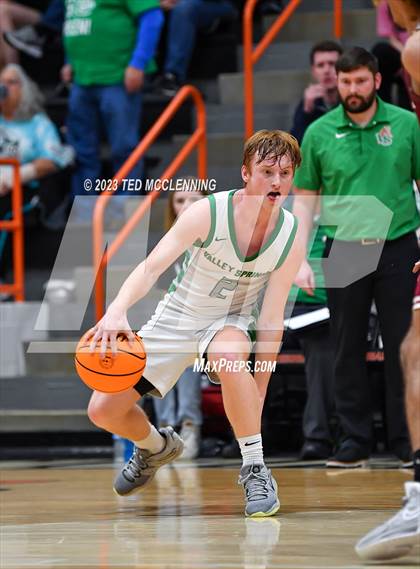 Thumbnail 3 in Valley Springs vs. Lakeside (AAA 3A State Playoff first round) photogallery.