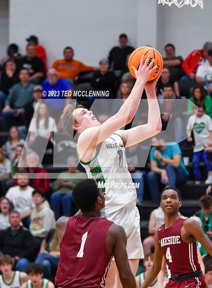 Thumbnail 2 in Valley Springs vs. Lakeside (AAA 3A State Playoff first round) photogallery.