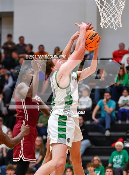 Thumbnail 1 in Valley Springs vs. Lakeside (AAA 3A State Playoff first round) photogallery.