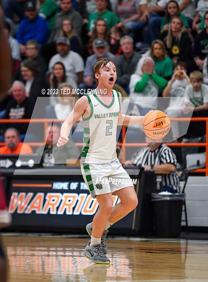 Thumbnail 2 in Valley Springs vs. Lakeside (AAA 3A State Playoff first round) photogallery.