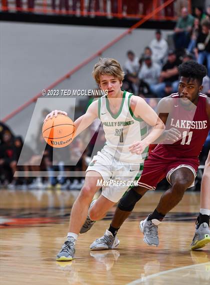 Thumbnail 1 in Valley Springs vs. Lakeside (AAA 3A State Playoff first round) photogallery.