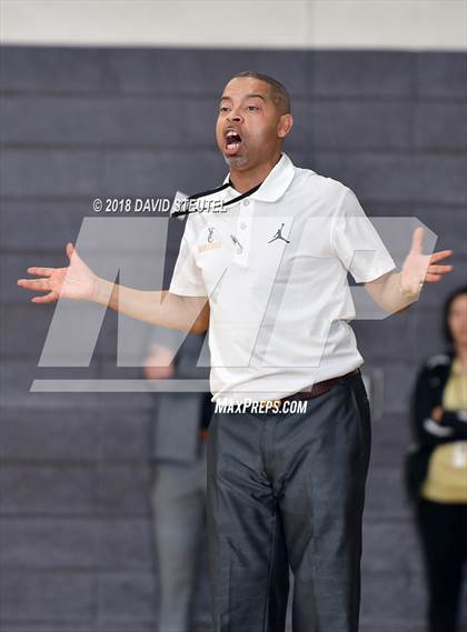 Thumbnail 1 in Nevada Union vs. Yuba City (Mel Good Holiday Classic) photogallery.