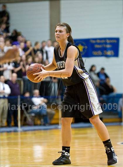 Thumbnail 1 in Riverton vs Syracuse (Utah 5A Semifinal) photogallery.