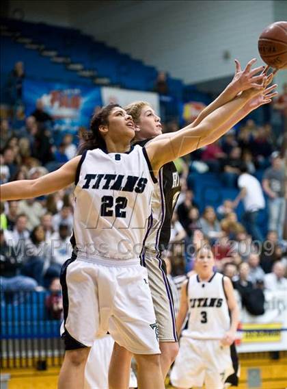 Thumbnail 3 in Riverton vs Syracuse (Utah 5A Semifinal) photogallery.