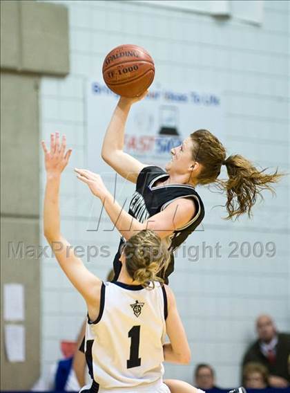 Thumbnail 3 in Riverton vs Syracuse (Utah 5A Semifinal) photogallery.