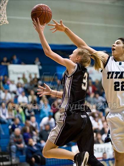 Thumbnail 3 in Riverton vs Syracuse (Utah 5A Semifinal) photogallery.