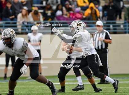 Thumbnail 1 in Rockdale vs. Malakoff (UIL 3A Regional Playoff) photogallery.