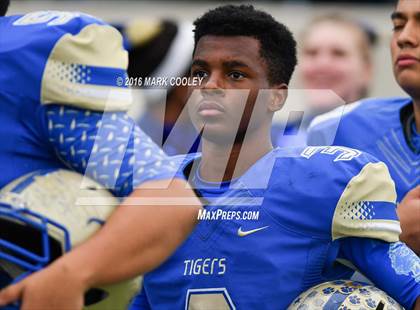 Thumbnail 1 in Rockdale vs. Malakoff (UIL 3A Regional Playoff) photogallery.