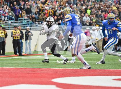 Thumbnail 1 in Rockdale vs. Malakoff (UIL 3A Regional Playoff) photogallery.